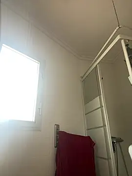 Snapshot of laarti chatting on March 3, 2:45 pm laarti online show from March 3, 2:45 pm