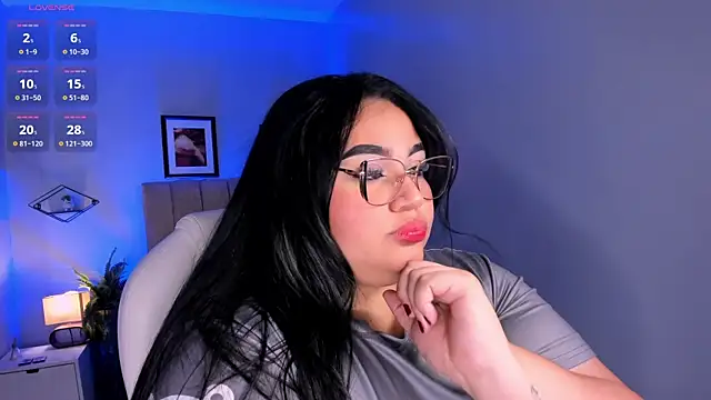 Snapshot of _michel_bbw chatting on April 23, 3:08 am michel bbw online show from April 23, 3:08 am