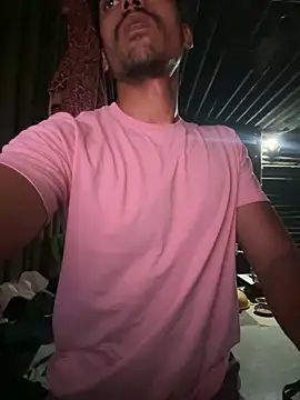 Snapshot of Loveinsync chatting on February 25, 9:08 am Loveinsync online show from February 25, 9:08 am