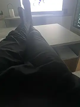 colin1277 online show from April 18, 6:23 pm