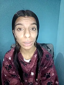 Ariell Kieran online show from October 31, 2:12 am