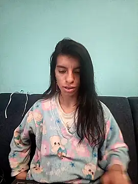 Ariell Kieran online show from November 21, 8:51 pm