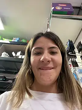 Snapshot of Andrea18_blonde chatting on March 4, 5:08 pm Andrea18 blonde online show from March 4, 5:08 pm