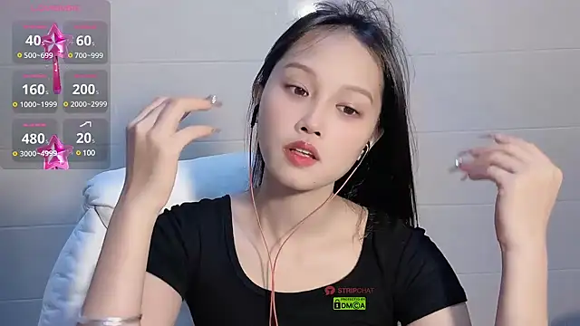 Snapshot of xunian71O chatting on February 16, 6:54 am xunian71O online show from February 16, 6:54 am