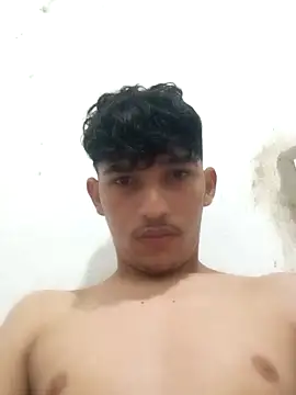 Snapshot of blzin20 chatting on March 4, 3:22 am blzin20 online show from March 4, 3:22 am