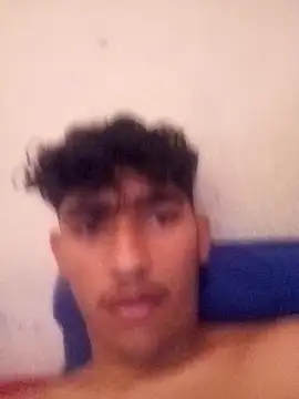 Snapshot of blzin20 chatting on September 21, 3:24 pm blzin20 online show from September 21, 3:24 pm