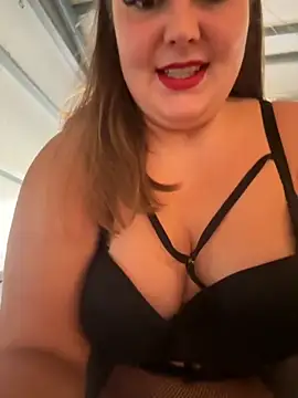 Snapshot of Lars-Lola chatting on November 23, 11:21 am Lars-Lola online show from November 23, 11:21 am