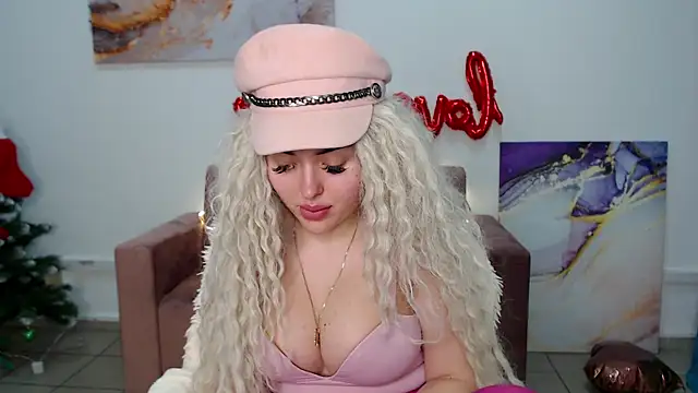 MissisCaty online show from February 22, 10:42 pm