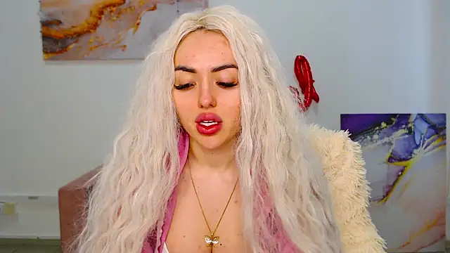 MissisCaty online show from March 21, 6:38 am