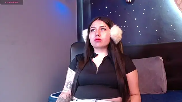 Snapshot of sweety_ashly chatting on March 14, 5:35 pm sweety ashly online show from March 14, 5:35 pm
