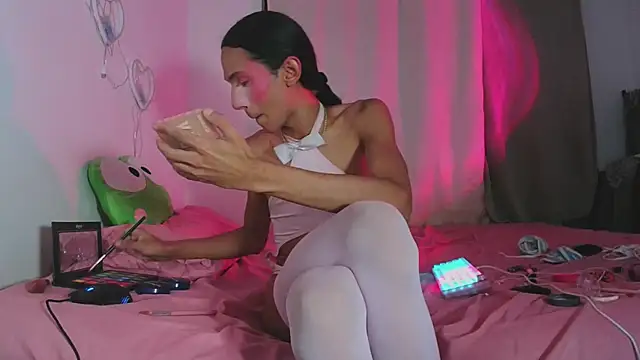 cassidy blossom online show from March 29, 2:11 am