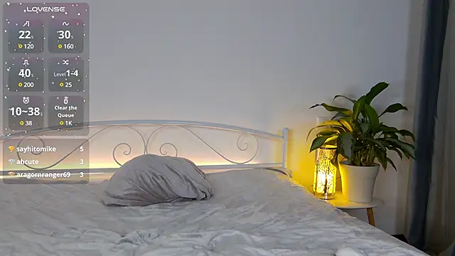 Maytaai online show from February 9, 11:46 pm