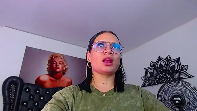 Taliana36 online show from March 5, 1:06 pm