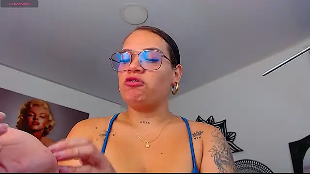 Taliana36 online show from October 23, 12:26 pm