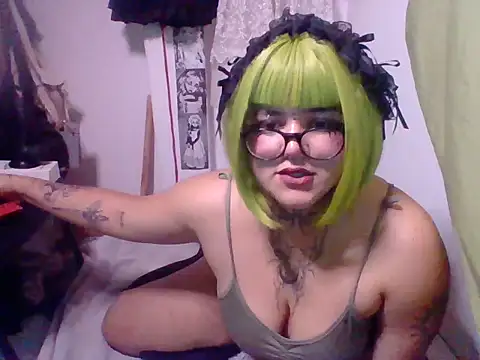 Snapshot of xomimuka chatting on February 13, 5:48 am xomimuka online show from February 13, 5:48 am