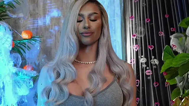 KarlaBart online show from October 28, 8:11 pm