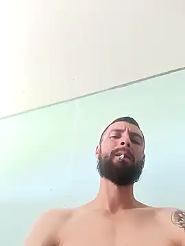 Snapshot of Dracoandr chatting on October 6, 5:54 pm Dracoandr online show from October 6, 5:54 pm