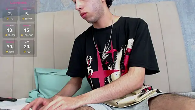 Snapshot of erickblaze_wm chatting on February 10, 4:04 pm erickblaze wm online show from February 10, 4:04 pm