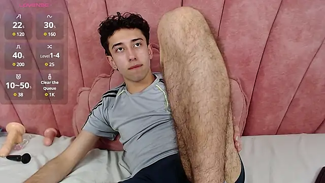 Snapshot of erickblaze_wm chatting on February 11, 6:55 pm erickblaze wm online show from February 11, 6:55 pm