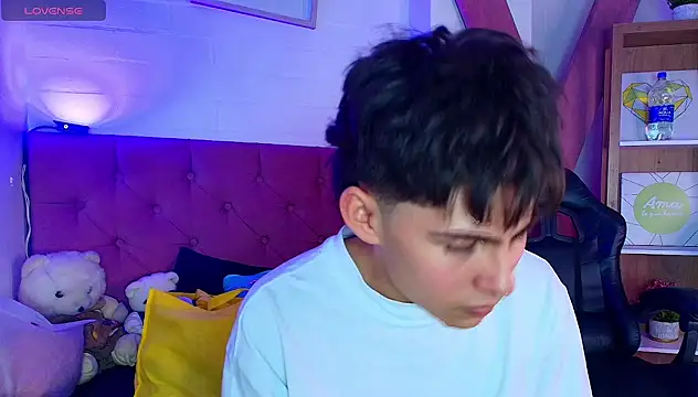 PepperTwink online show from September 25, 4:21 pm