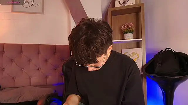 PepperTwink online show from December 1, 4:45 pm