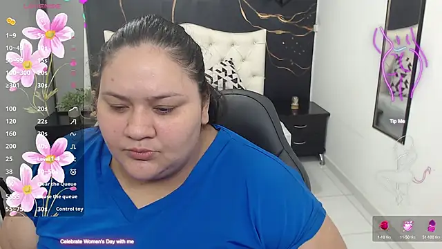 Aaliyah11 online show from March 11, 2:54 am