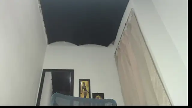 Snapshot of lolplipiwg chatting on February 18, 7:21 pm lolplipiwg online show from February 18, 7:21 pm