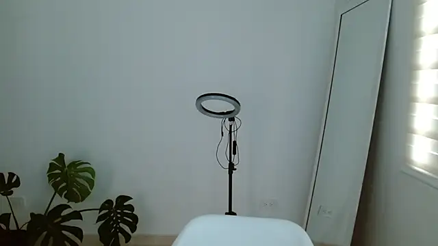 ggor4w33 online show from February 3, 9:50 pm