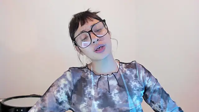 ggor4w33 online show from October 16, 2:01 am