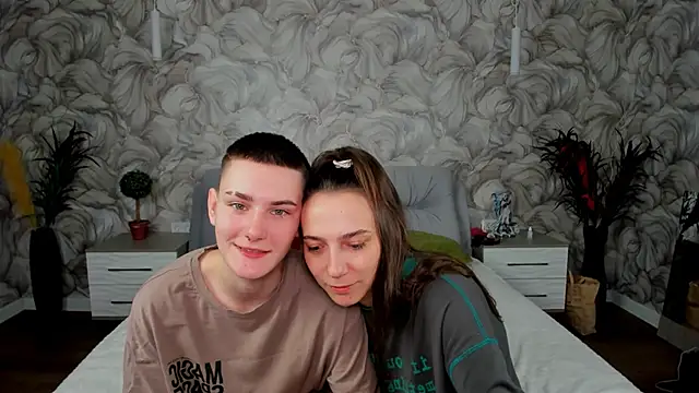 Snapshot of LindaBryantt chatting on February 4, 11:27 am LindaBryantt online show from February 4, 11:27 am
