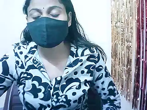 Rubi-Ji online show from February 7, 3:52 pm