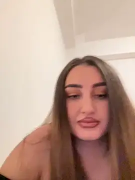hotAlys online show from February 5, 4:58 pm