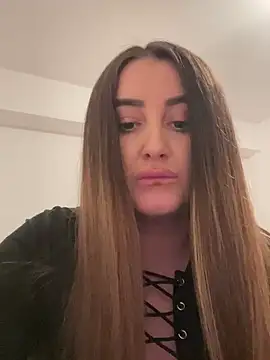 hotAlys online show from March 6, 8:37 pm