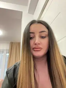 hotAlys online show from March 19, 4:24 pm