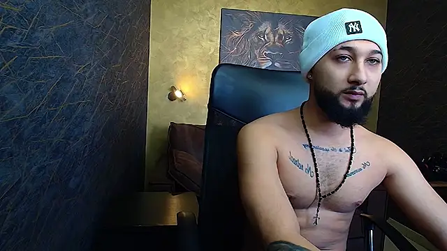 Snapshot of JaceZachary chatting on February 19, 9:39 am JaceZachary online show from February 19, 9:39 am