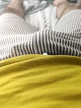 Snapshot of legolasleo chatting on September 27, 7:57 am legolasleo online show from September 27, 7:57 am