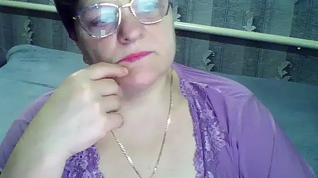 Snapshot of ElzaJewel chatting on February 17, 8:04 pm ElzaJewel online show from February 17, 8:04 pm