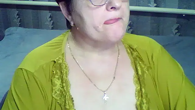 Snapshot of ElzaJewel chatting on February 27, 9:15 pm ElzaJewel online show from February 27, 9:15 pm