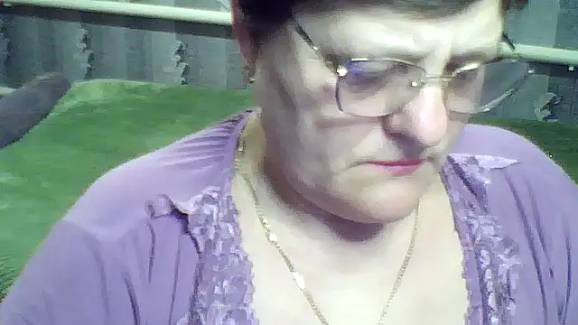 Snapshot of ElzaJewel chatting on March 12, 7:25 am ElzaJewel online show from March 12, 7:25 am