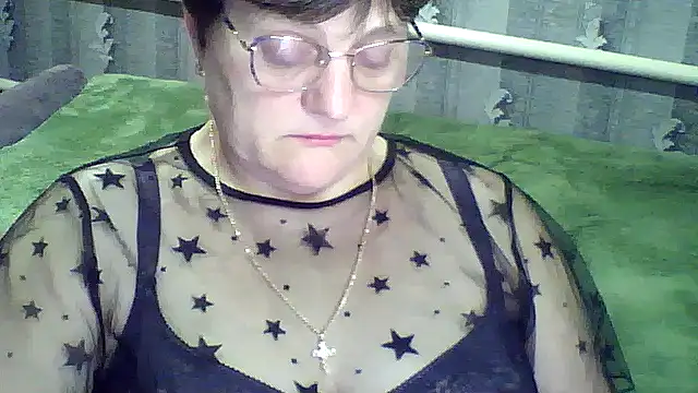 Snapshot of ElzaJewel chatting on March 15, 8:04 pm ElzaJewel online show from March 15, 8:04 pm