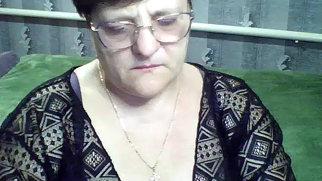 Snapshot of ElzaJewel chatting on March 17, 7:50 pm ElzaJewel online show from March 17, 7:50 pm