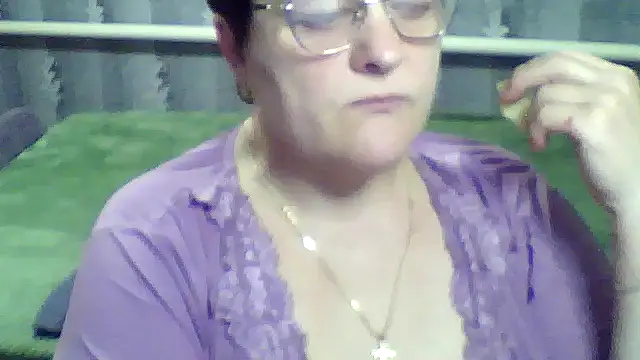 Snapshot of ElzaJewel chatting on March 27, 7:13 pm ElzaJewel online show from March 27, 7:13 pm