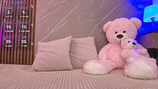 ariana jhonson1 online show from February 12, 12:22 pm