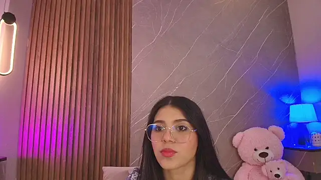 ariana jhonson1 online show from May 12, 12:13 pm