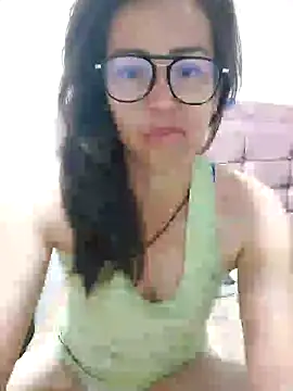 Snapshot of AAMM234 chatting on February 7, 9:26 am AAMM234 online show from February 7, 9:26 am