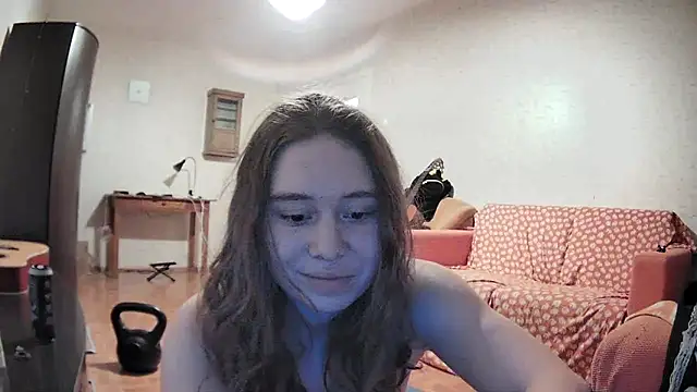 girliemilk online show from February 21, 5:20 pm