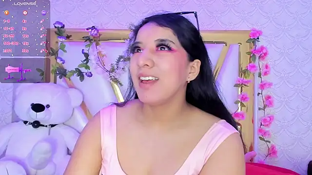 BeccaMathew online show from November 23, 1:49 am