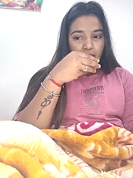 Snapshot of RAYI_01 chatting on February 14, 6:12 am RAYI 01 online show from February 14, 6:12 am