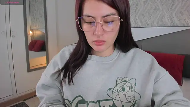 Snapshot of Miile_Evans chatting on March 18, 2:15 pm Miile Evans online show from March 18, 2:15 pm