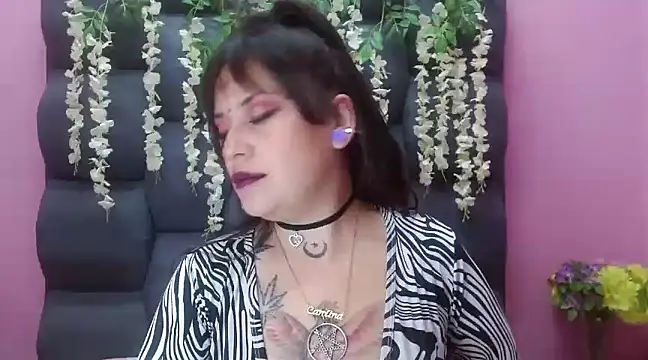 Snapshot of Fenix_Lilith chatting on March 17, 1:29 pm Fenix Lilith online show from March 17, 1:29 pm